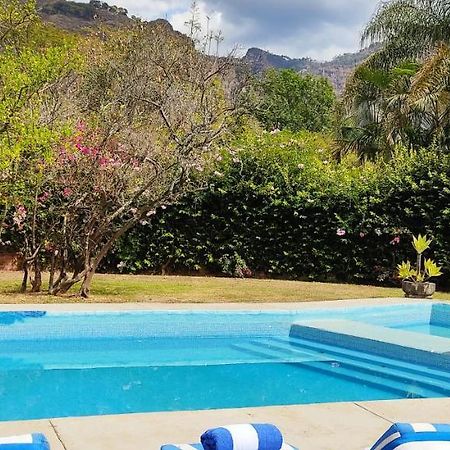 Ixlum hoteles y casas vacacionales Tepoztlán Exterior foto
